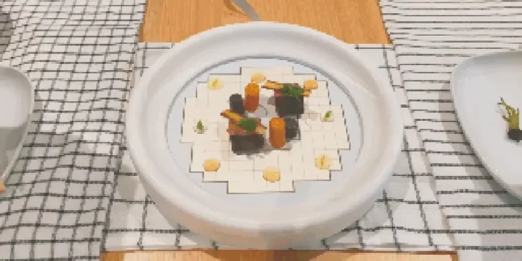 This 3D-printed plate lets food droplets magically move without being touched